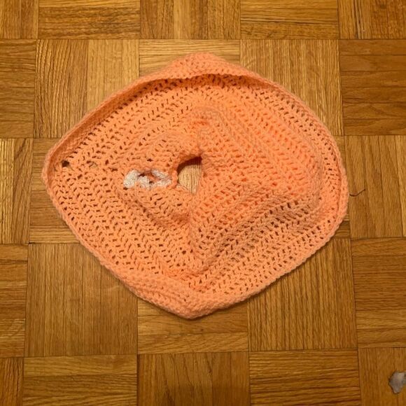 Adorable Vintage Hand Crotched Hooded Cape - Picture 3 of 3